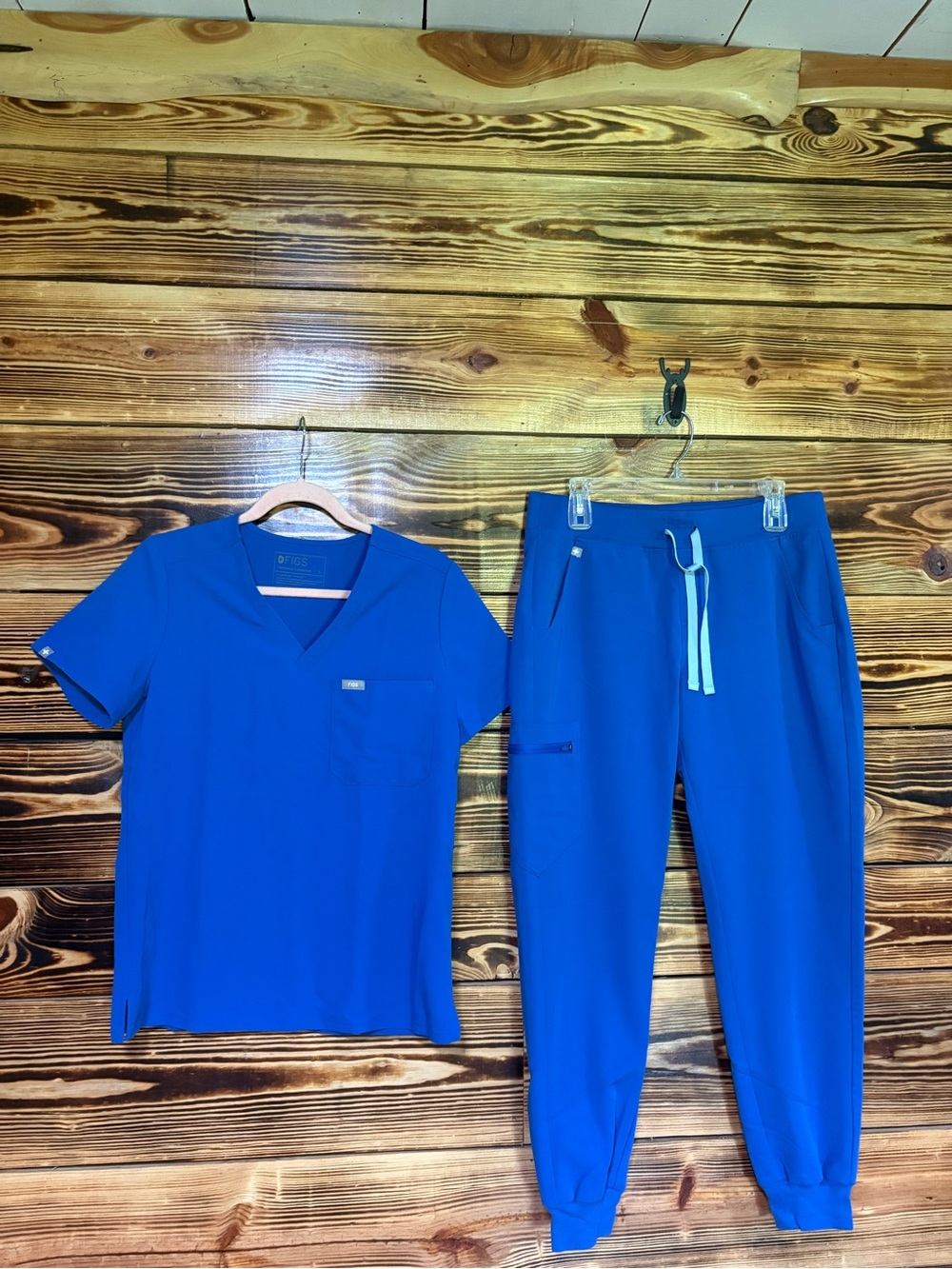 Figs Technical Collection Royal Blue V-Neck Scrub Set with Jogger Pants